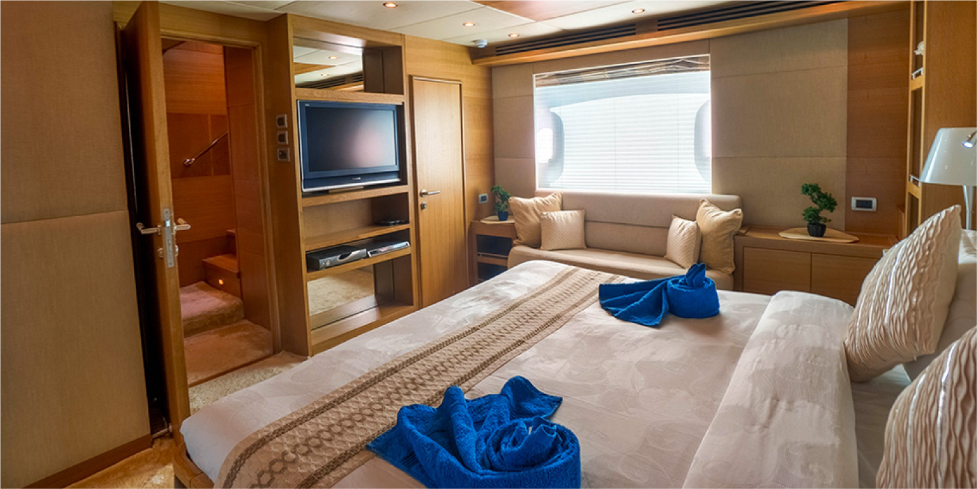 Master Cabin Lounge