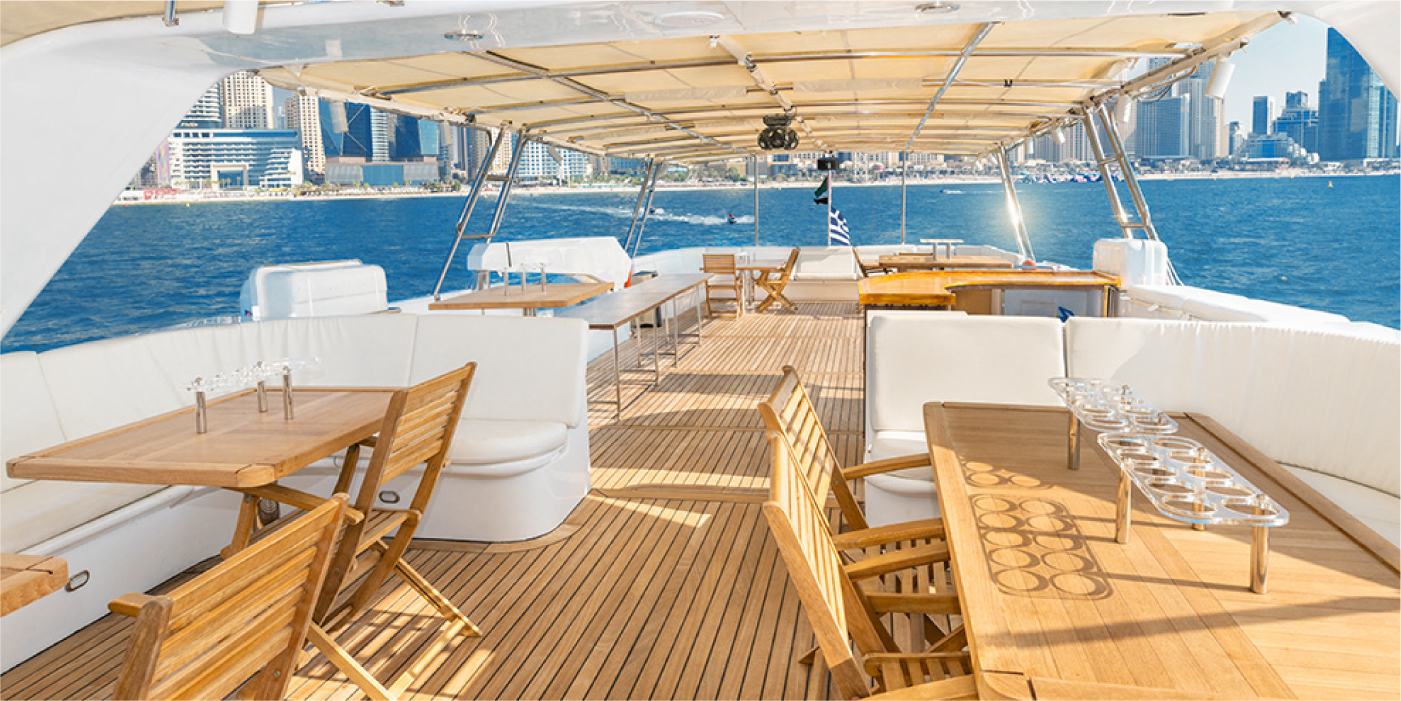 Flybridge Dining